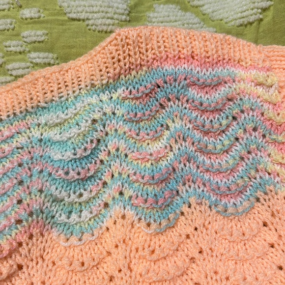 Handmade Knit Top - Picture 2 of 4